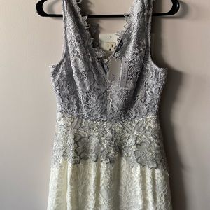 Ark&co prom/wedding dress silver and white size M